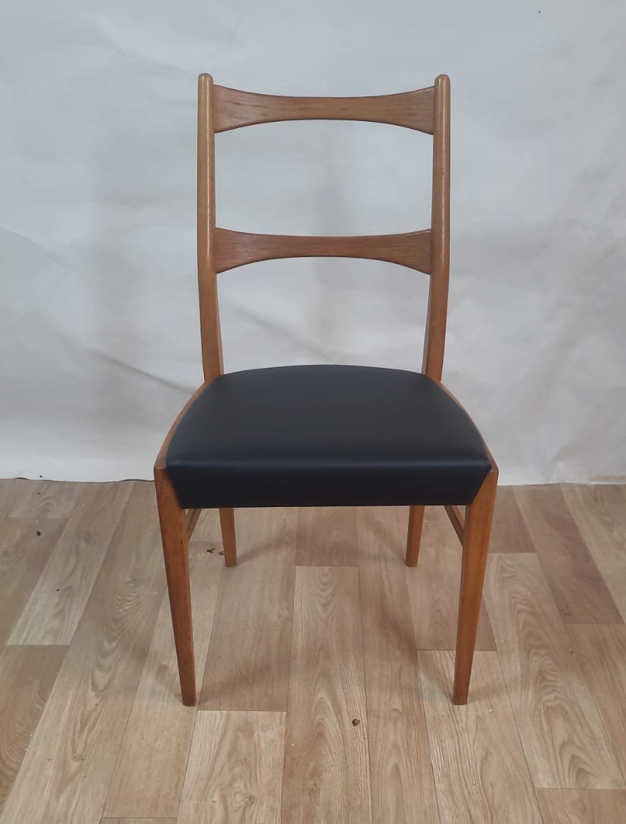 Chaise danoise vintage en teck – assise simili cuir noir (années 60) - Furniture 1960