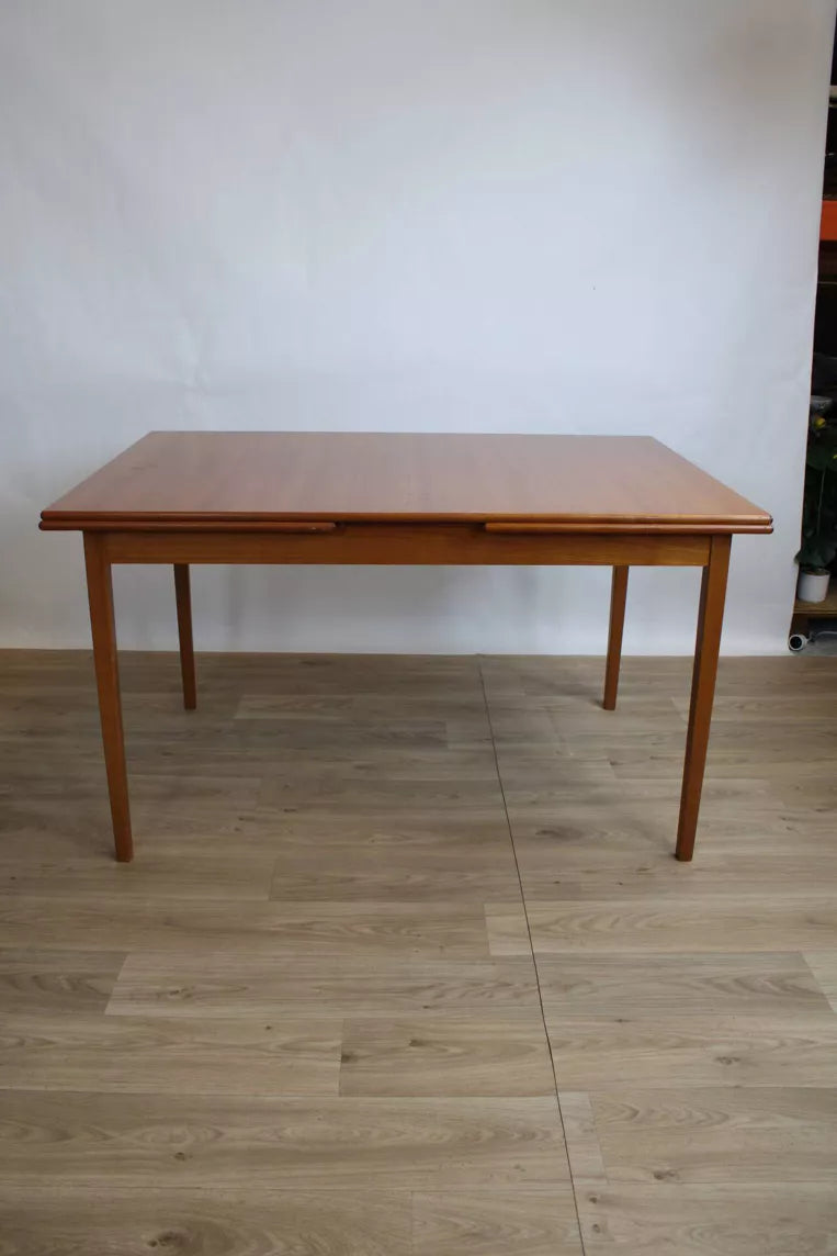 Table à manger scandinave vintage en teck avec rallonges – Suède – années 60 - Furniture 1960