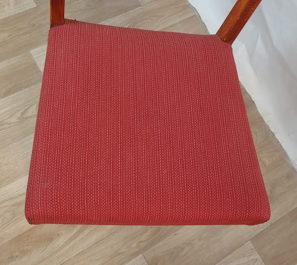 Lot de 4 chaises de salle à manger en teck – Fin XXe siècle - Furniture 1960