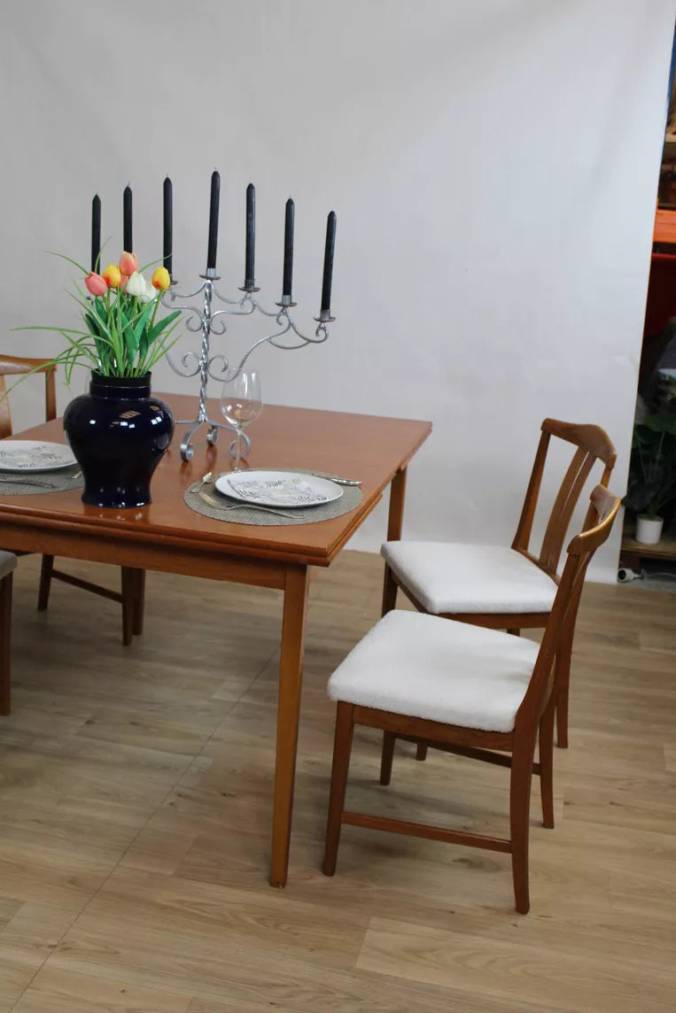 Table à manger scandinave vintage en teck avec rallonges – Suède – années 60 - Furniture 1960