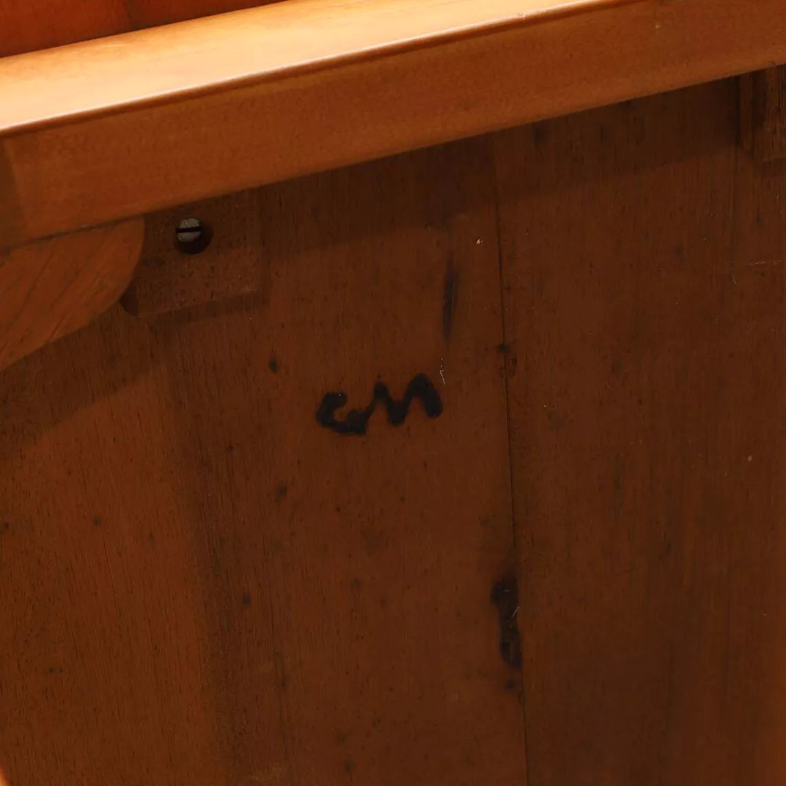 Table basse scandinave vintage en noyer par Carl Malmsten – Suède – années 60 - Furniture 1960