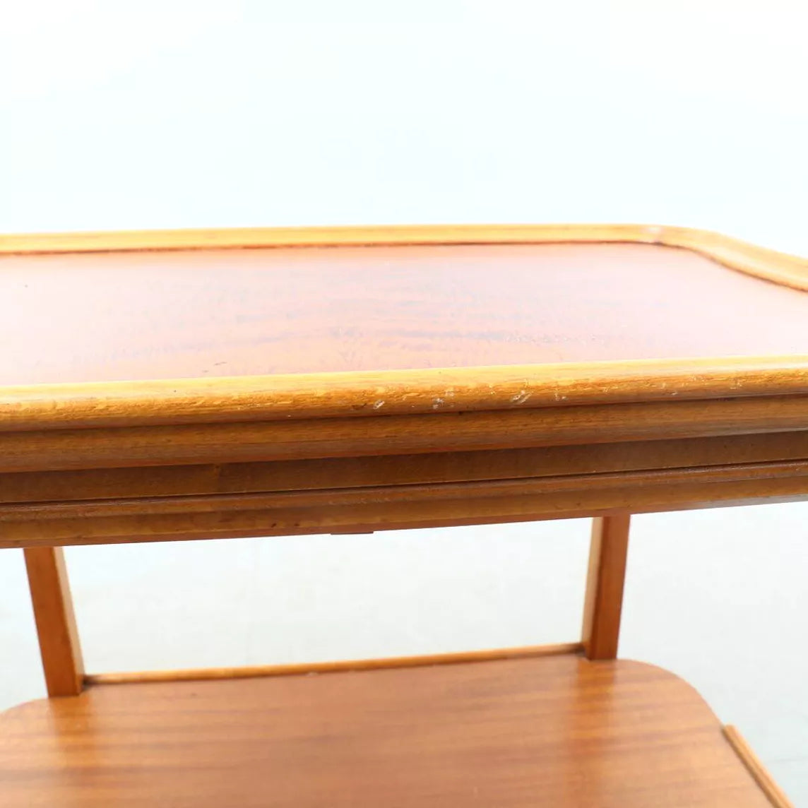 Table desserte vintage à roulettes en bois et verre – plateau amovible, années 60 - Furniture 1960
