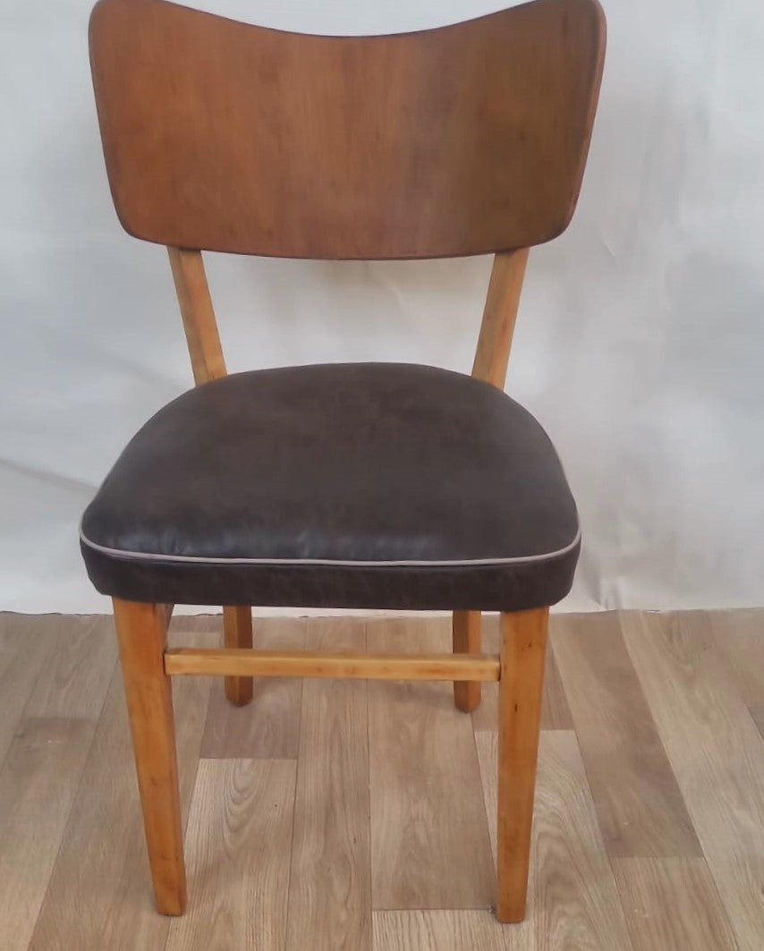 Chaise vintage en bois et cuir – Années 50 - Furniture 1960