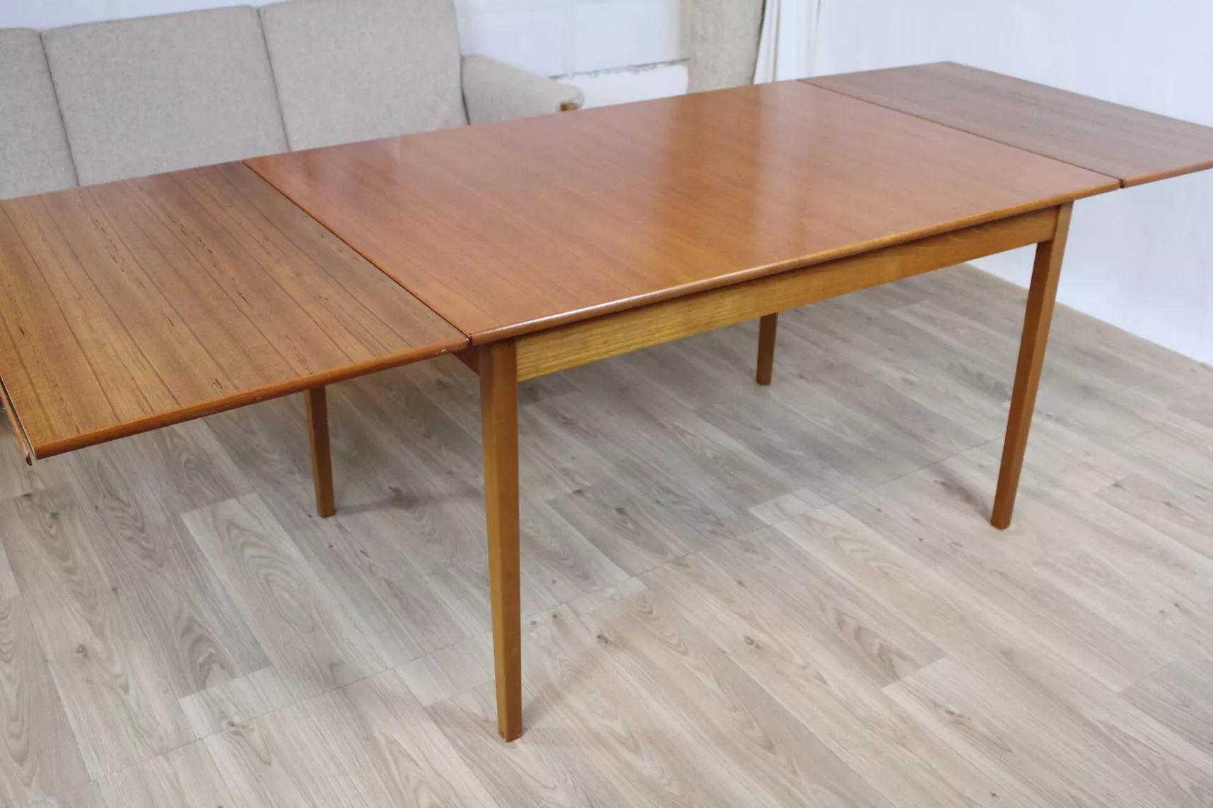 Table à manger scandinave vintage en teck avec rallonges – Suède – années 60 - Furniture 1960