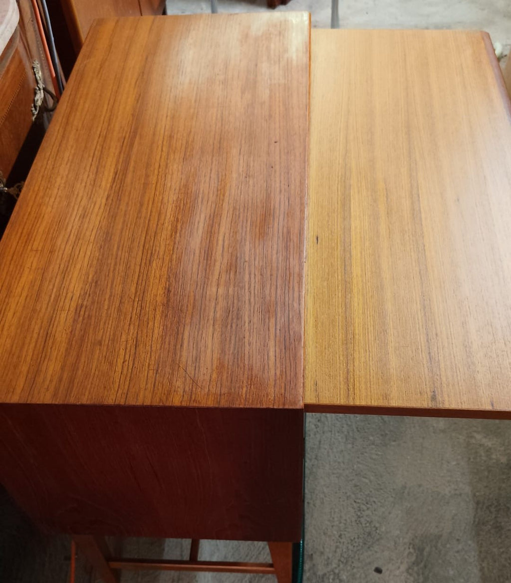 Buffet Scandinave vintage en teck avec surface d’écriture, années 60