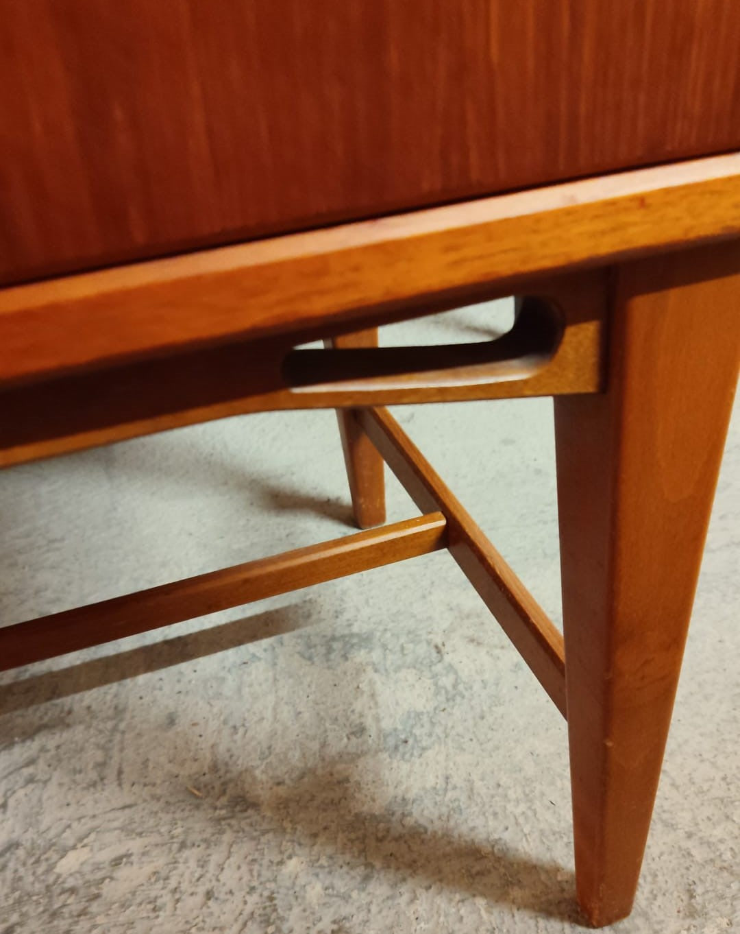Buffet Scandinave vintage en teck avec surface d’écriture, années 60