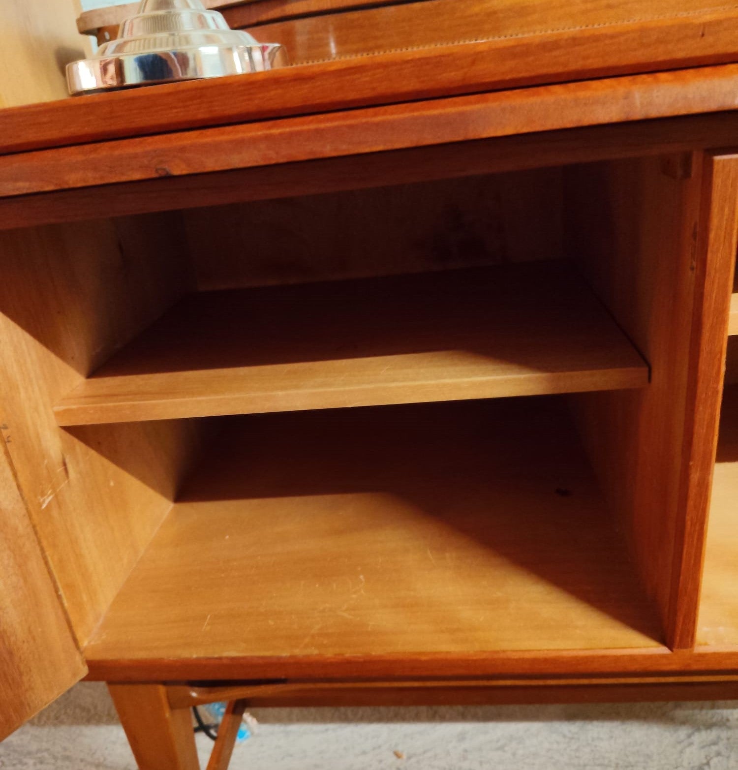 Buffet Scandinave vintage en teck avec surface d’écriture, années 60