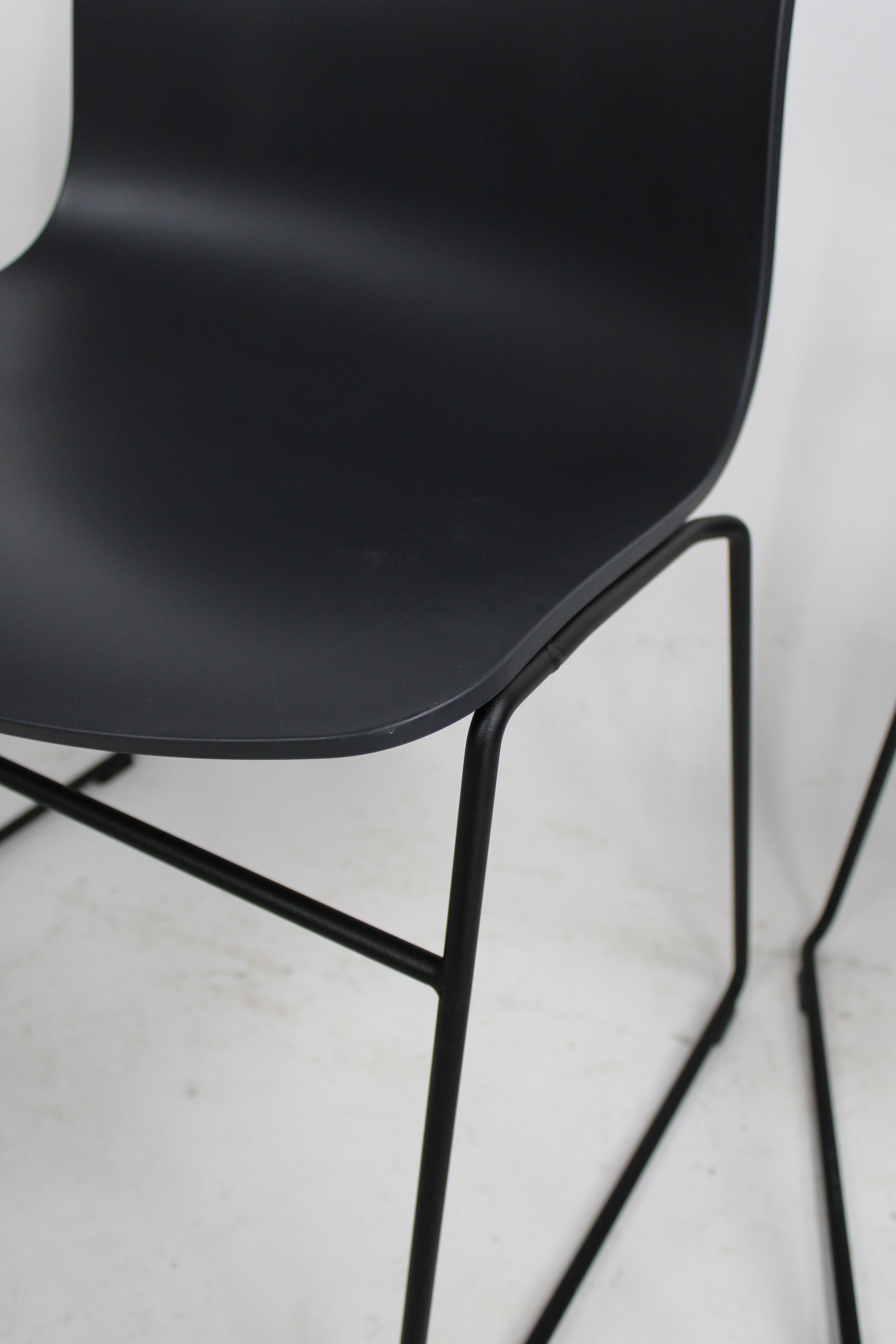 Lot de 2 chaises About A Chair AAC08 dessinées par Hee Welling pour HAY au Danemark