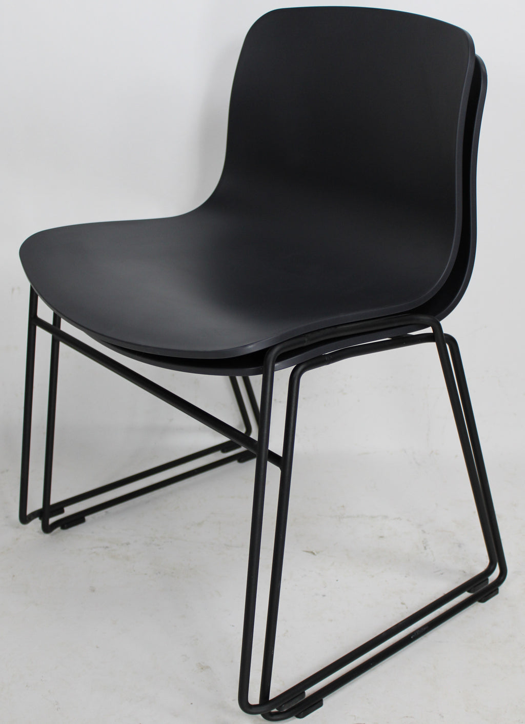 Chaise About A Chair AAC08 dessinée par Hee Welling pour HAY au Danemark