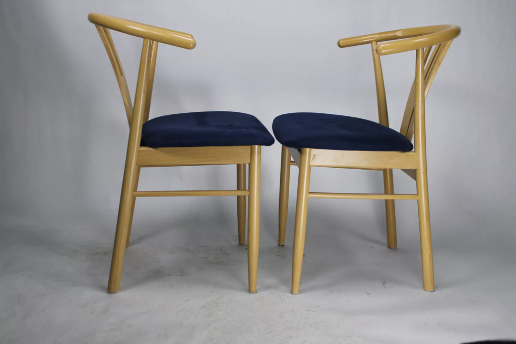 Chaise Vega vintage Reydeberg en alcantara bleu et chêne, années 1990