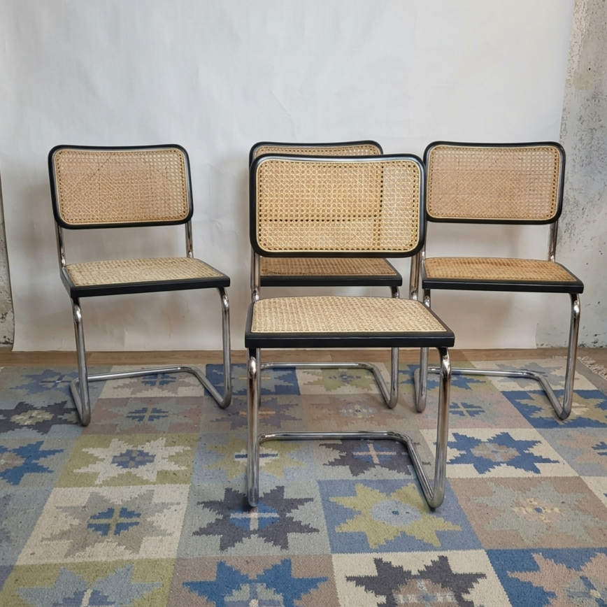 Lot de 4 chaises vintage Cesca B32 noire de Marcel Breuer, Italie