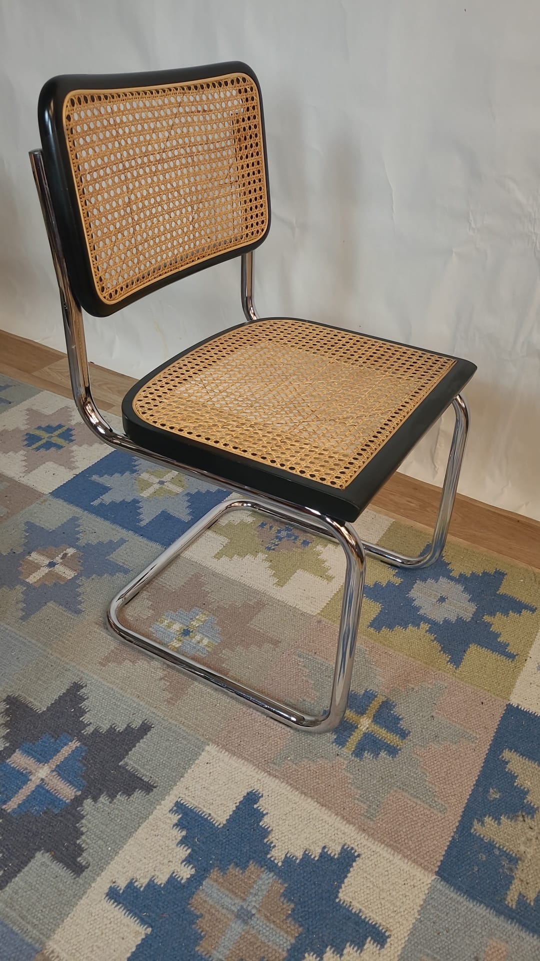 Lot de 4 chaises vintage Cesca B32 noire de Marcel Breuer, Italie