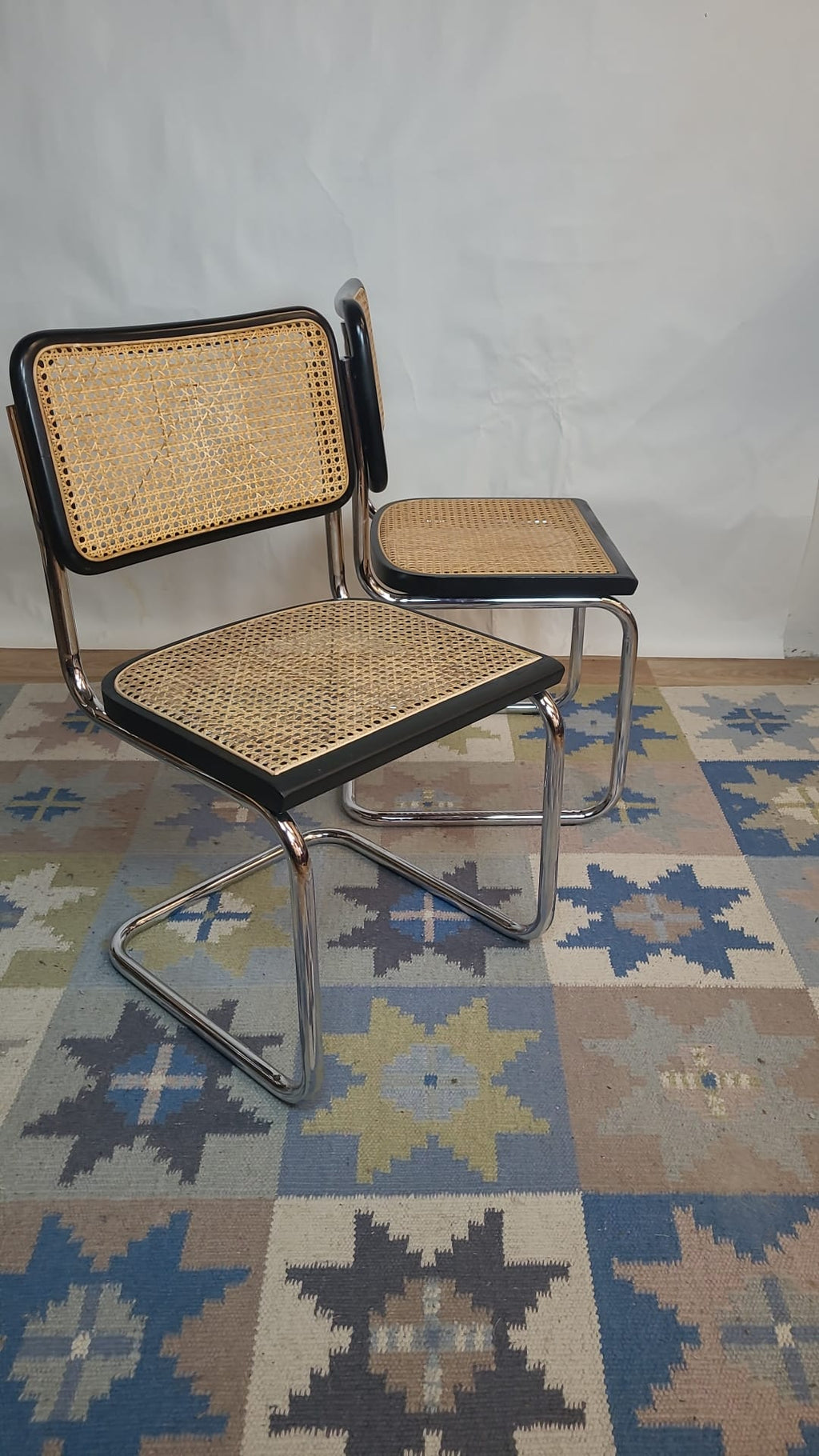 Lot de 4 chaises vintage Cesca B32 noire de Marcel Breuer, Italie