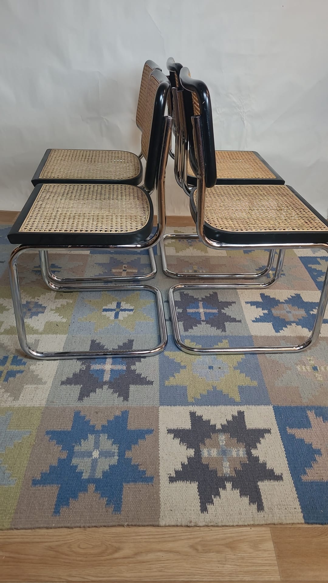 Lot de 4 chaises vintage Cesca B32 noire de Marcel Breuer, Italie
