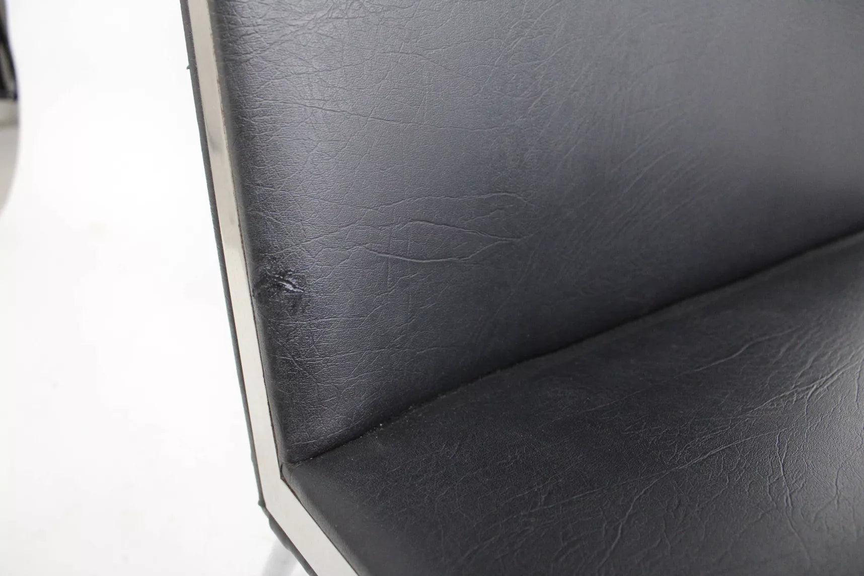Fauteuil AP-40 « Airport Chair » par Hans J. Wegner - Danemark, années 1959