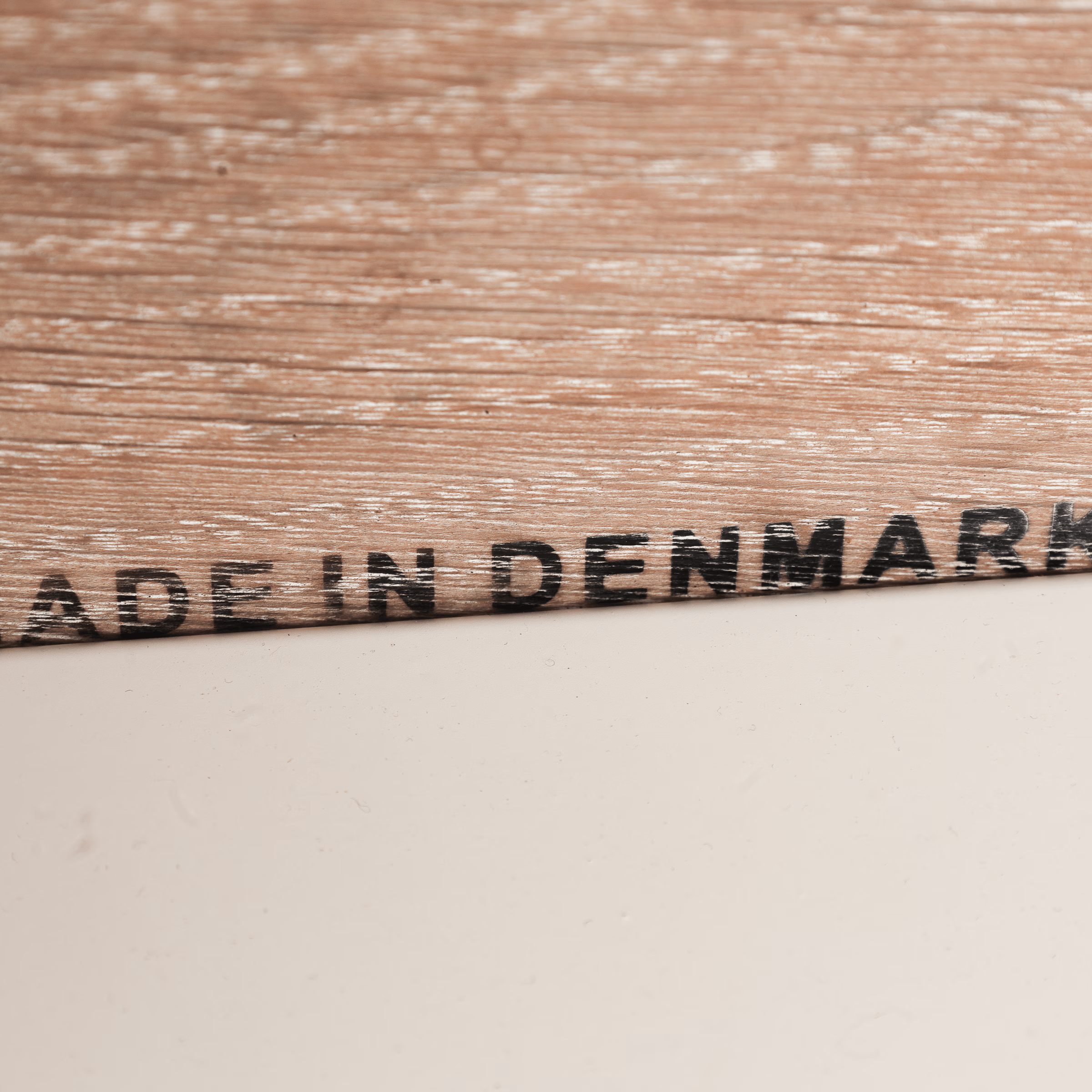 Grande table à manger scandinave - 230 cm - estampillée Lau Lauritsen - Danemark années 60