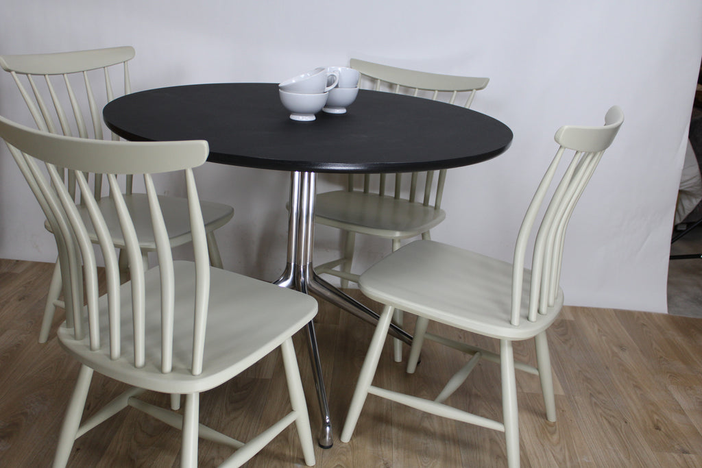 Lot de 4 chaises scandinaves Akerblom en bouleau – Suède 1955