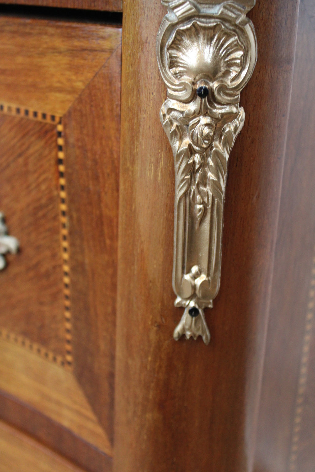 Commode sauteuse Vintage en bois et marbre rose, années 1960