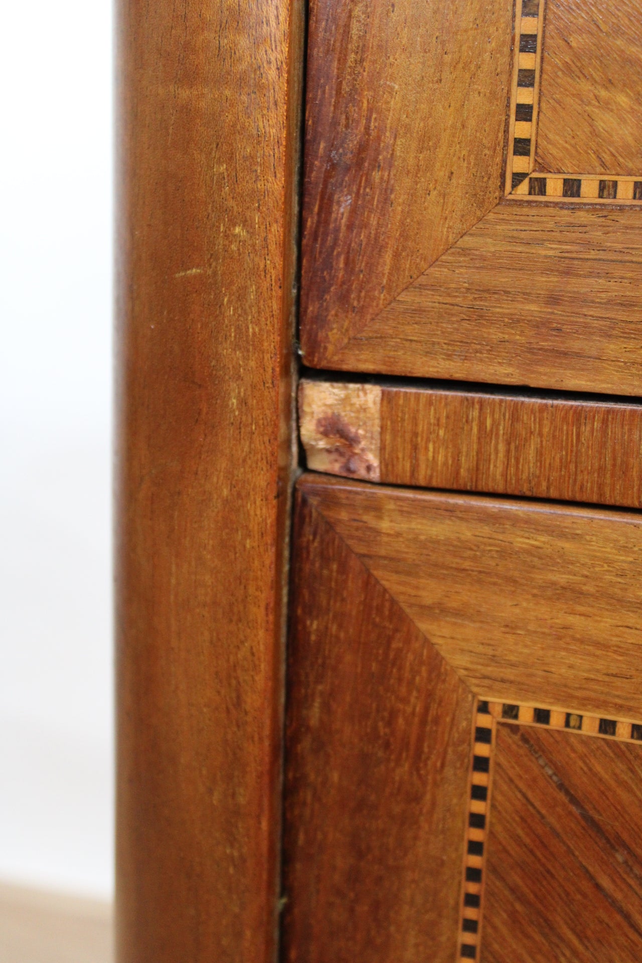 Commode sauteuse Vintage en bois et marbre rose, années 1960