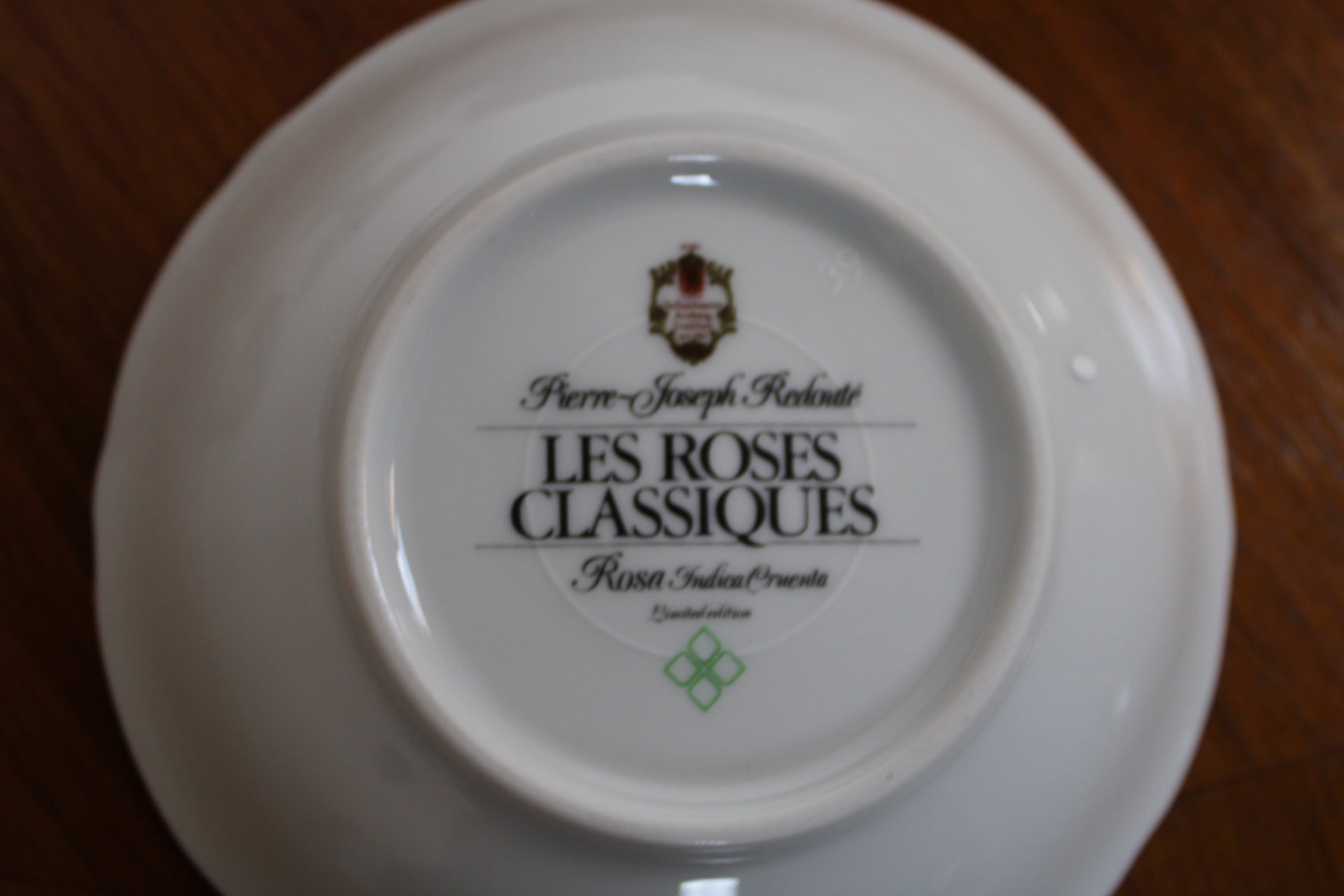 Service en porcelaine ajourée – Pierre-Joseph Redouté pour Arzberg - Furniture 1960