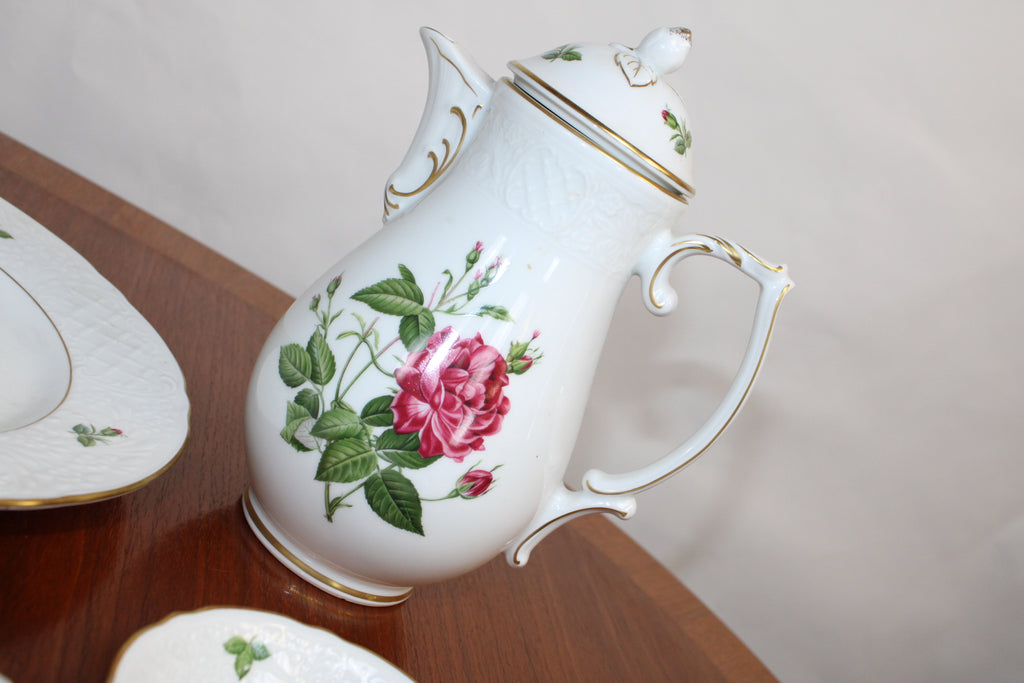 Service en porcelaine ajourée – Pierre-Joseph Redouté pour Arzberg - Furniture 1960