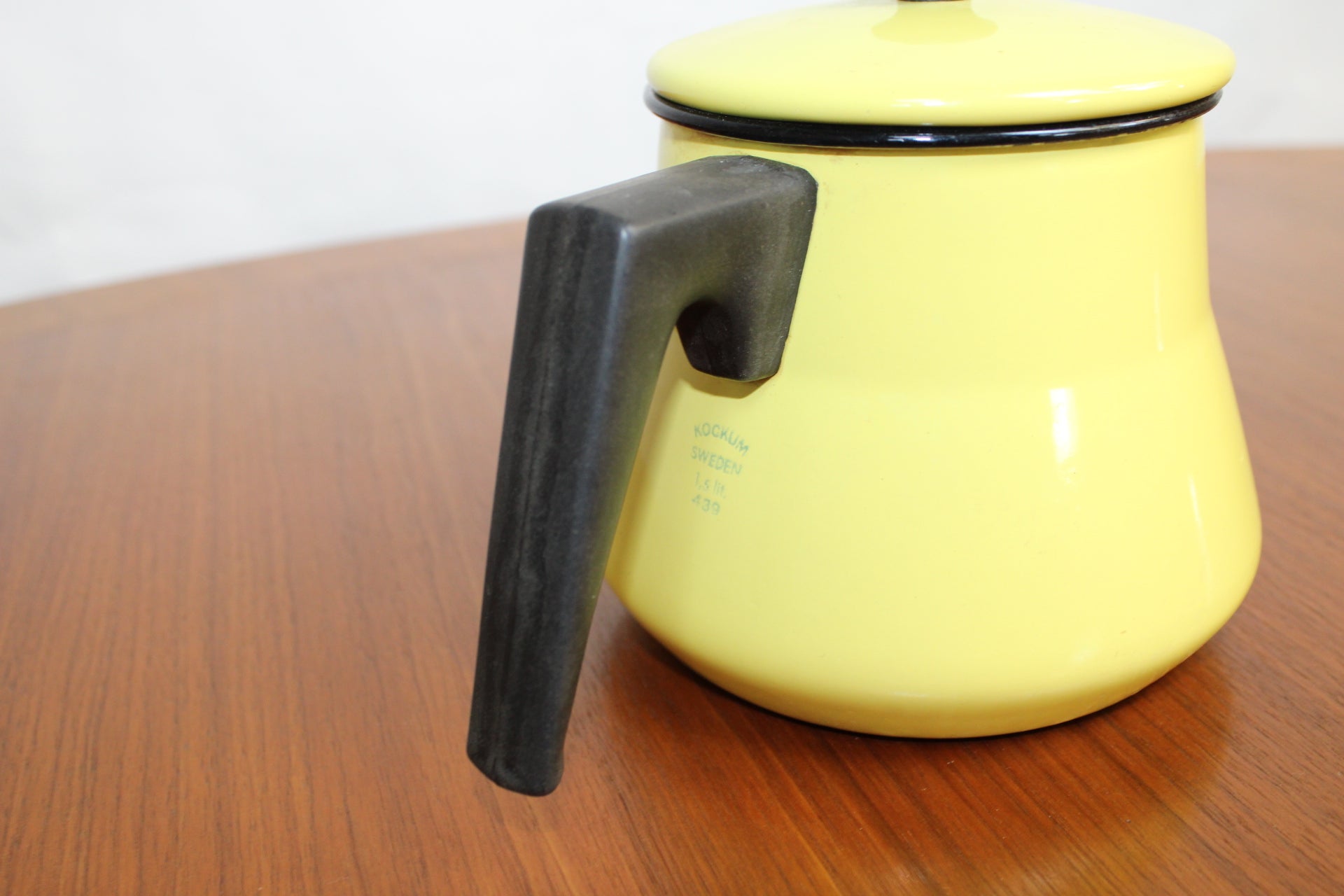 Cafetière vintage KOCKUMS émaillée jaune – Suède, années 1930 - Furniture 1960