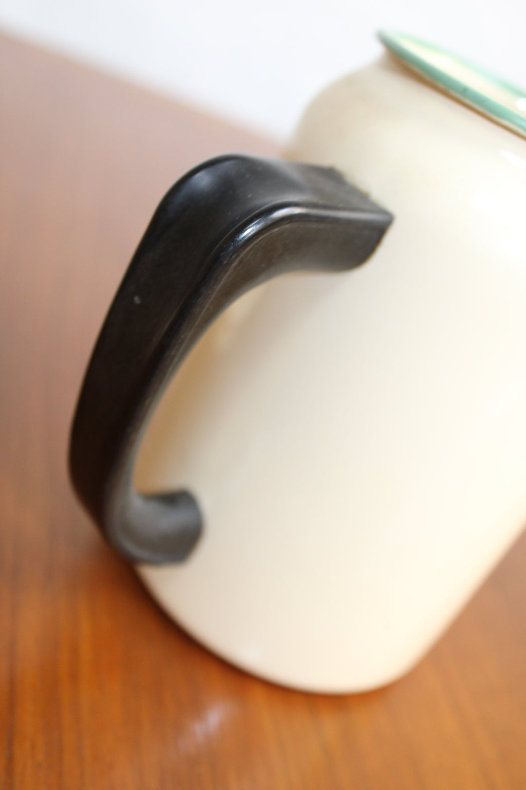 Cafetière KOCKUMS émaillée beige - 1,5L - Années 1930 - Suède - Furniture 1960