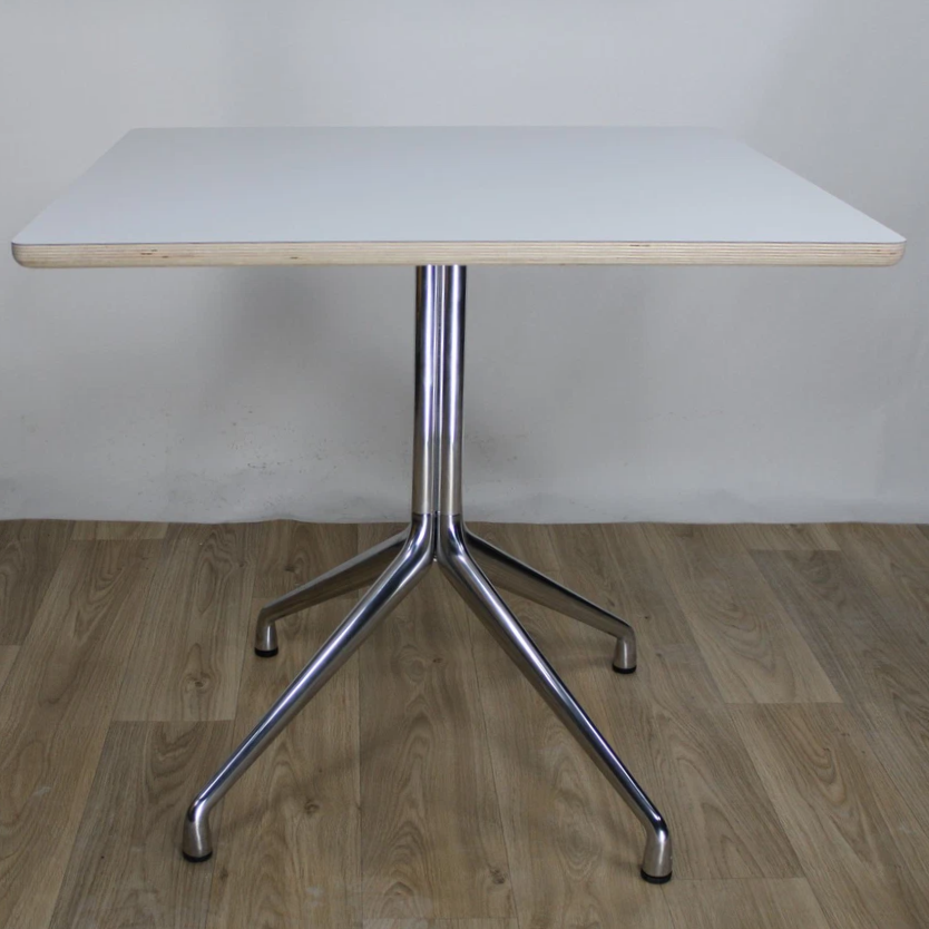 Table HAY About a Table AA15 Blanc Carré par Hee Welling