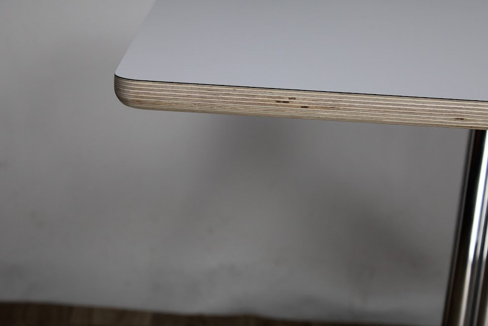 Table HAY About a Table AA15 – Mélaminé Blanc, Design Hee Welling - Furniture 1960