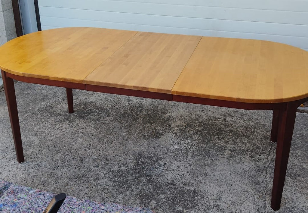 Table à manger Scandinave extensible attribuée à Hans Ehrlin pour Tranås - années 80