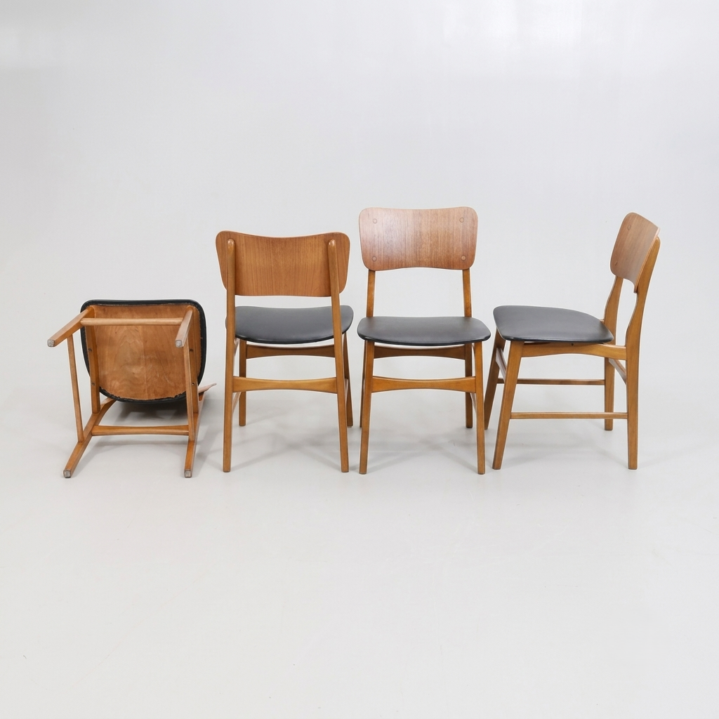 Lot de 2 Chaises Vintage Scandinaves en Teck et Simili Cuir Noir par Kofod-Larsen, Danemark, années 60