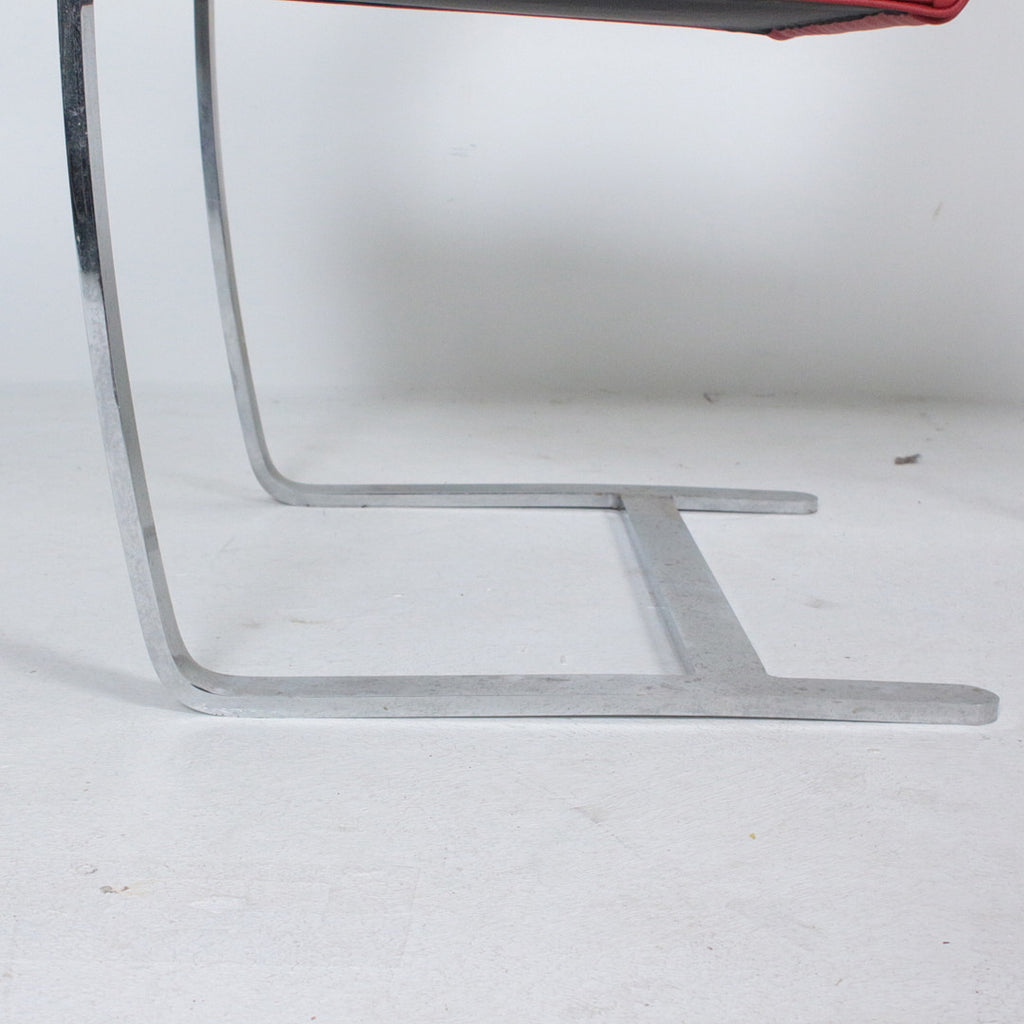 Fauteuil BRNO vintage en cuir rouge – attribué à Mies van der Rohe – Knoll Intl - Furniture 1960