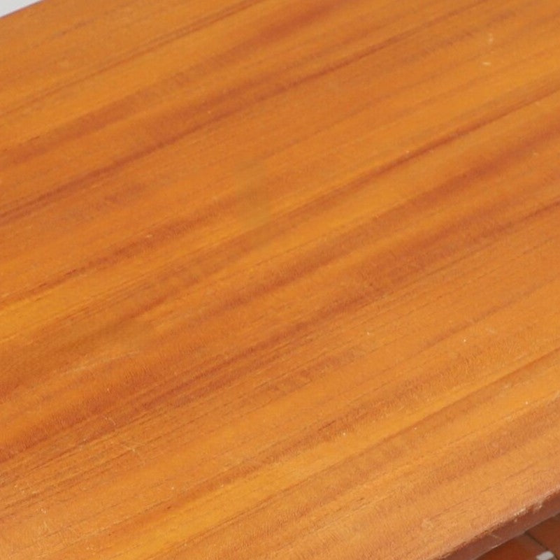Table basse scandinave vintage en teck avec étagère tressée – années 60 - Furniture 1960